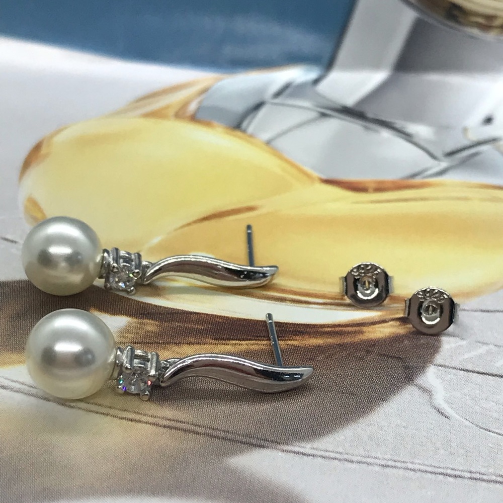 Sterling Silver 925 CZ Pearl Stud Earrings - Picture 3 of 4
